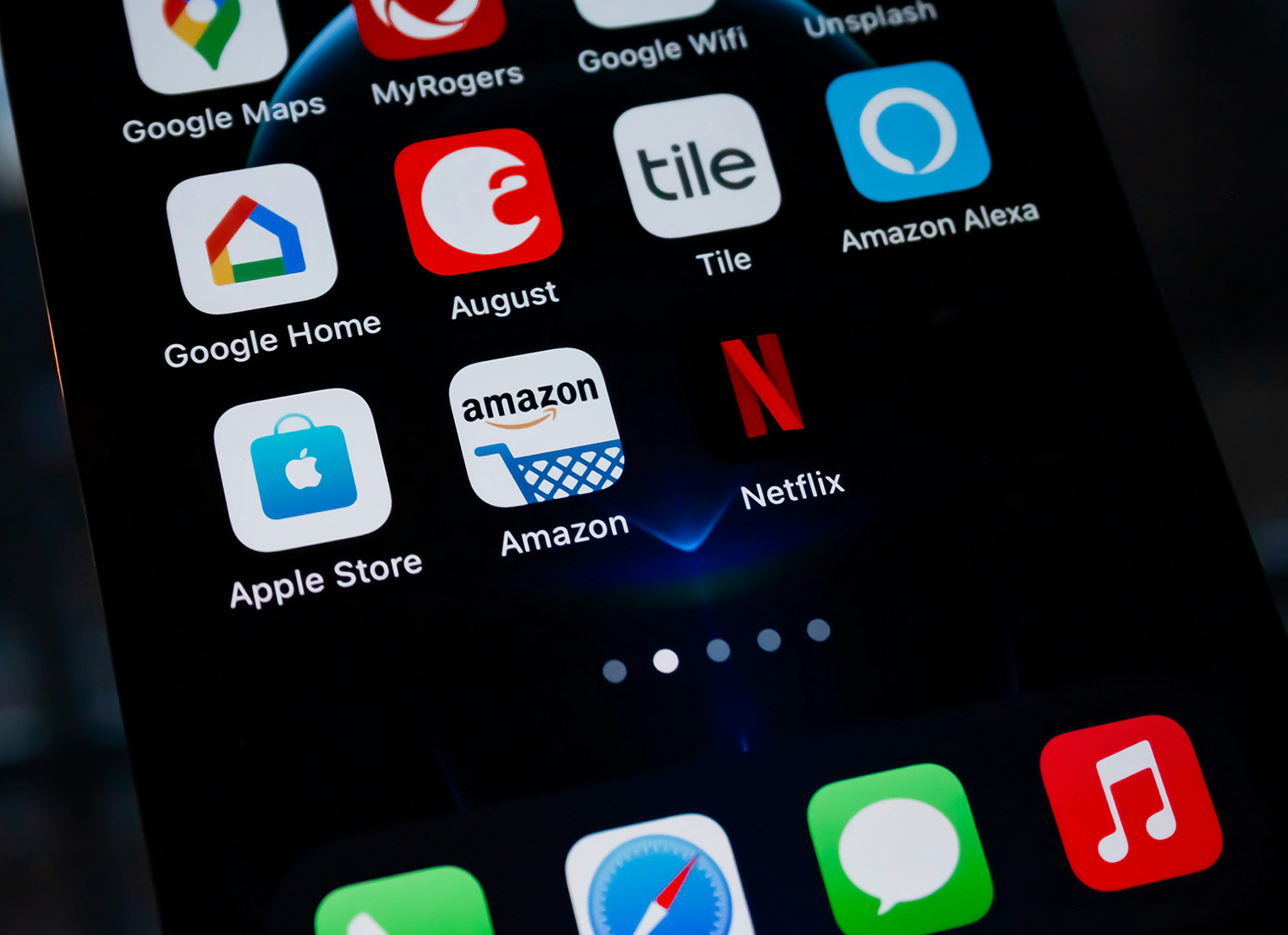 Big tech icons on a phone screen